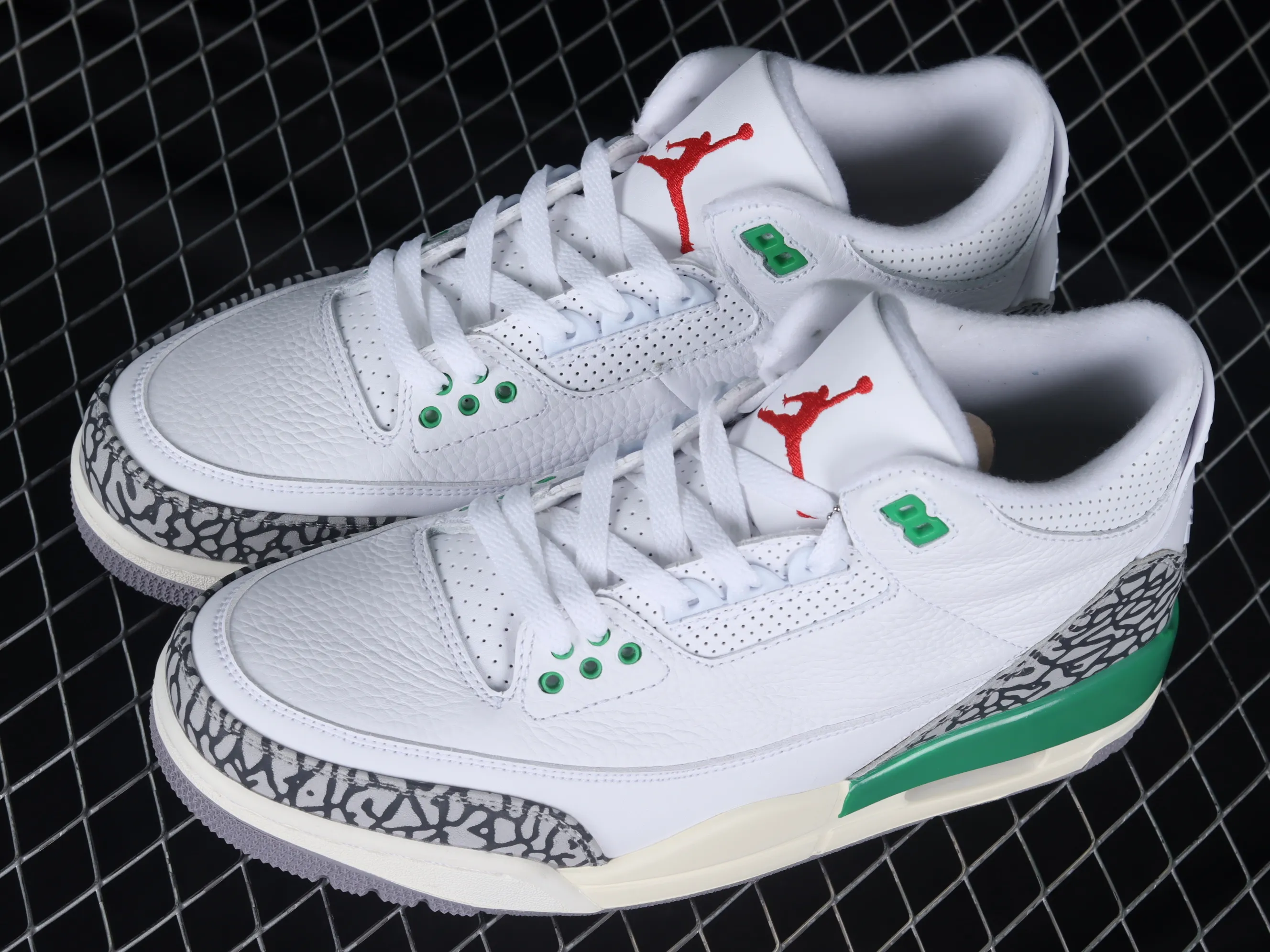 All categories Air Jordan Jordan series basketball shoes Air Jordan 3 Air Jordan 3 Retro "Lucky Green" AJ3 Joe 3 white green cement CK9246-136